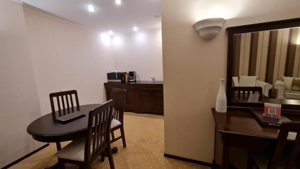 Alpin Resort Hotel - Apartamentele 2403-2404- Proprietate Administrata De Gazda Privata Poiana Braşov Dış mekan fotoğraf